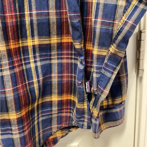 Patagonia Shirt Men’s M Blue Plaid Fjord Flannel Outdoors Hiking Organic Cotton - Picture 6 of 7